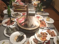 -山焱·炭火自助烤肉(周浦万达店)