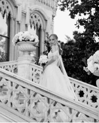 -Vera Wang婚纱礼服旗舰店