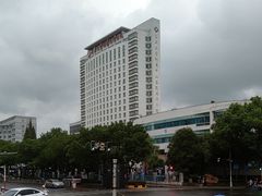 -上海市闵行区中心医院·停车场