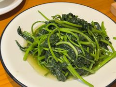 -莲餐厅·湖北菜·藕汤是头牌(愚园路店)