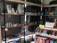 -宠颐生动物医院·小陆分院