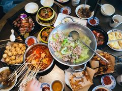 -肖四女乐山跷脚牛肉(南汇大学城生活广场店)