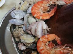 -一口猪海鲜浑锅·东北家常菜