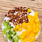 营养又美味的酸奶昔