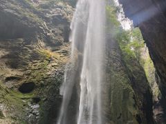 -龙水峡地缝景区