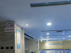 -小蓝鲸游泳培训基地(石景山店)