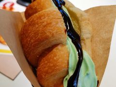 抹茶心冻角-麦当劳(中山公园龙之梦店)