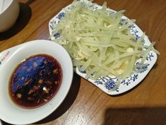 -老天桥酱肉烧饼夹肘子(天桥店)