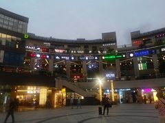 -浦江城市生活广场(江月路店)