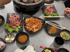 -啊美丽炭火烤肉(滑翔一店)