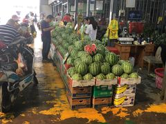 -七宝蔬菜农副产品综合交易市场-停车场