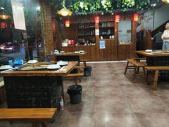 大堂-三里屯土灶炖公鸡地锅鸡(江东店)