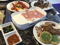 -星海汇海鲜自助烤肉火锅(百大店)