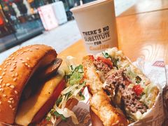 -The Habit Burger Grill 哈比特汉堡(复兴soho店)