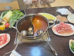 -呷哺呷哺(世贸.工三店)