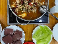 -专业跳跳蛙·彭彭老铺(步行街店)
