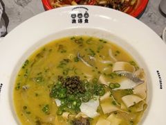 -渔语鱼新川菜Bistro(万象天地店)