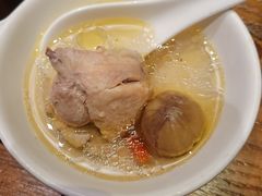 -云海肴·汽锅鸡·云南菜(天山百盛优客店)