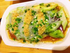 蒜蓉粉丝蒸丝瓜-金悦印象小馆(三里河店)