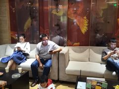 -金色印象·4K影院式足体养生(杨家坪西郊店)