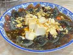 -江城燕子大排档(江汉路步行街店)