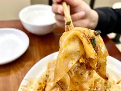 红油抄手-胡成记口蘑龙眼包子(盐道街店)