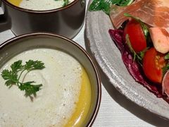 -LESCEDARS Brasserie Bistro香柏树