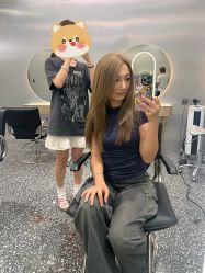 -Tloml salon