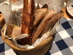 -皇冠自酿啤酒坊(中国红街5号楼店)