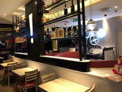 -必胜客(武汉欢乐谷店)