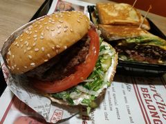 -The Habit Burger Grill 哈比特汉堡(复兴soho店)
