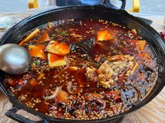 -鸿顺老铁锅美蛙鱼府(解放碑店)