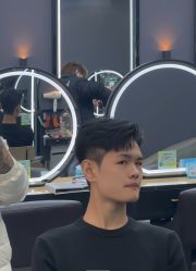 -藤野造型烫染·漂发