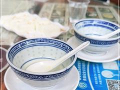 -周大娘牛乳(旧寨古村总店)