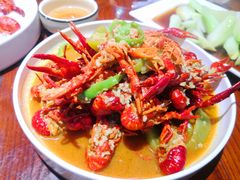 -茸梅路右拐龙虾-农家菜(松江店)
