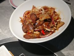 -野山舂·贵州现舂酸汤牛肉(民生路店)