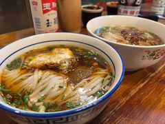 -矮子粉店1985·长沙米粉(湘春路店)
