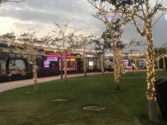 -亚龙湾中心广场