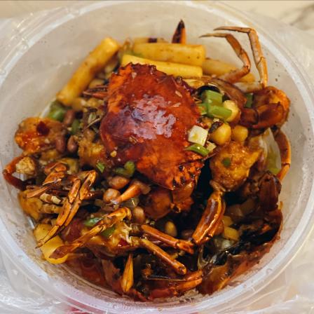 宋记香辣蟹-"外卖的宋记香辣蟹,点的微辣感觉辣度刚刚好.