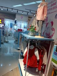 -孩子王(铁西万达店)