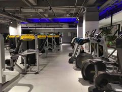 -格易美游泳馆健身房(新昆仑店)