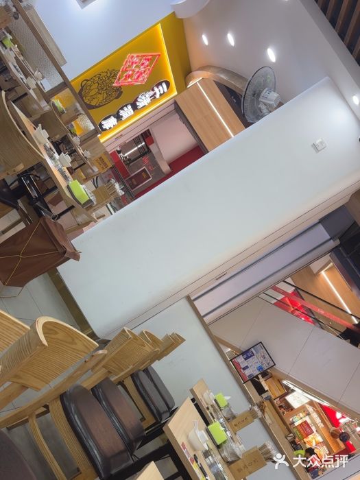 三清洞摩西韩式年糕火锅(威高广场店)图片
