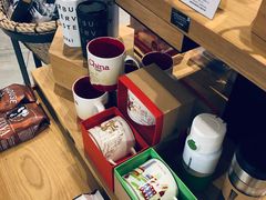 零售区-星巴克(天津鲁能中心第三店)