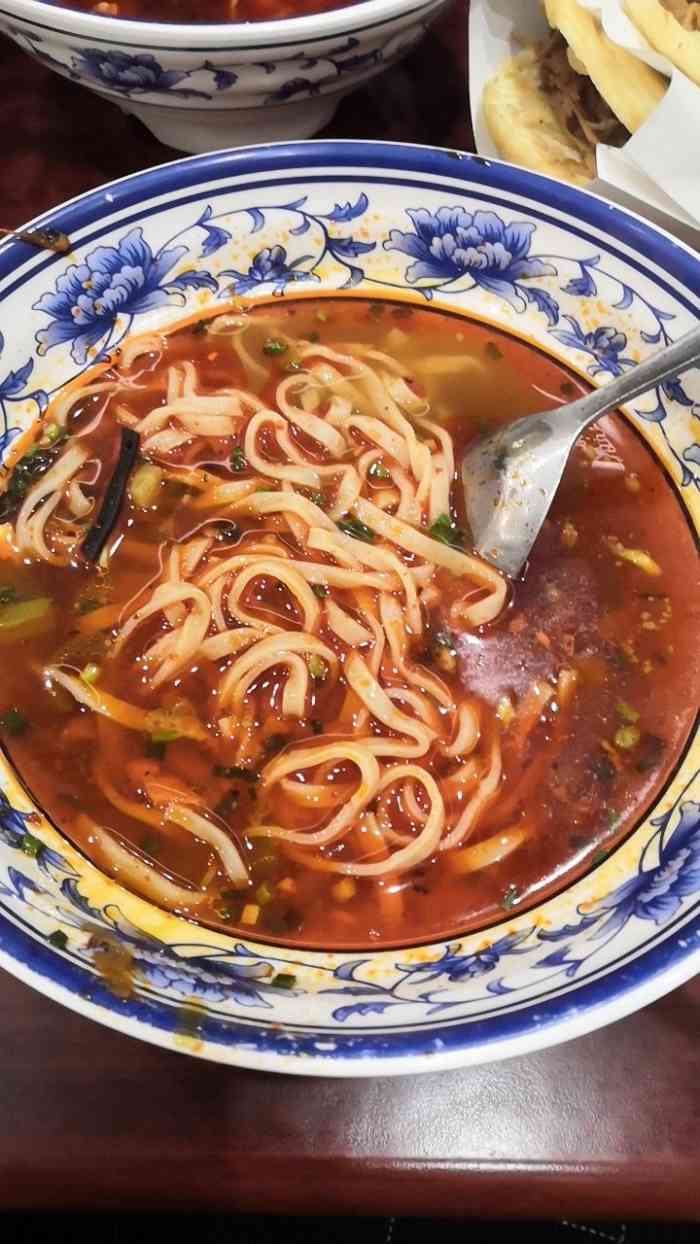 老陕味-"一大碗面 生大蒜瓣 是我永远的爱整到就."-大众点评移动版