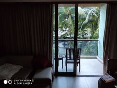 -三亚湾海居铂尔曼度假酒店