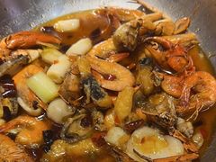 -七欣天香辣蟹火锅(无锡金太湖国际城店)