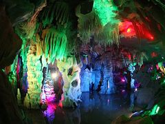 -泰安地下龙宫景区