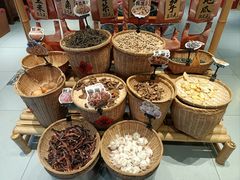 -刘淑芬·活鱼铁锅炖(北京首店)