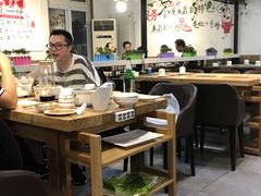 大堂-珍巴奴毛肚牛肉小火锅(四惠店)