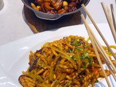 -峨嵋小镇·川菜(勒泰中心店)